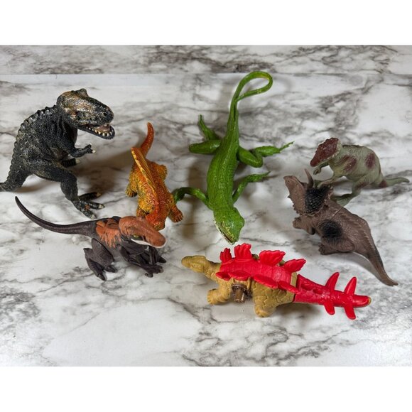 Set Of 11 Dinosaur Action Figures - Various Shapes & Colors - Picture 1 of 2